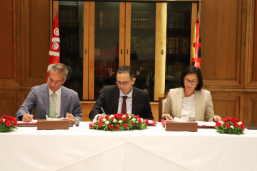 Lire la suite à propos de l’article Signature d&rsquo;une convention de partenariat entre le ministère des domaines de l&rsquo;Etat et la GIZ.