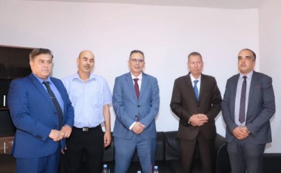 Lire la suite à propos de l’article Le ministre des domaines de l&rsquo;Etat procède à l&rsquo;installation du nouveau directeur régional à Manouba.