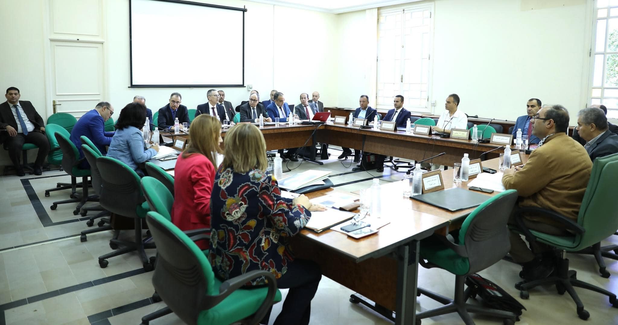 You are currently viewing La commission législative générale auditionne le ministre des domaines de l&rsquo;Etat et des affaires foncières.