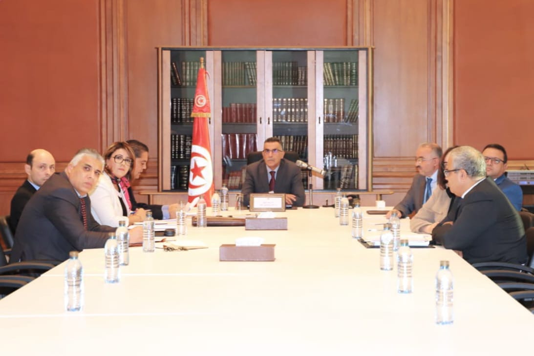 You are currently viewing وزير أملاك الدولة والشؤون العقارية يشرف على اجتماع لجنة المصادرة.