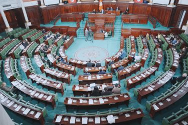 Lire la suite à propos de l’article Séance plénière à l&rsquo;ARP en présence du ministre des domaines de l&rsquo;Etat et des affaires foncières.